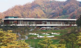 Whistling Rock Golf Clubhouse in South Korea by Mecanoo