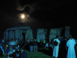 zdroj Wikimedia commons/ Andrew Dunn Popisek: Stonehenge svádí i k nočním návštěvám