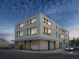 zdroj ceskacenazaarchitekturu.cz/ Popisek: ARCHITEKT Ondřej Tuček, projektant IKA VIN 112 a.s., PAVILON 2. STUPNĚ ZÁKLADNÍ ŠKOLY 