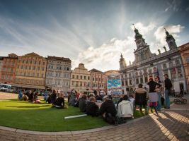 zdroj Archiv soutěže Architekt roku Popisek: Architekti Miroslav Vodák a Tomáš Zdvihal jsou nominováni za systematický zájem o současnou architekturu zejména Českých Budějovic