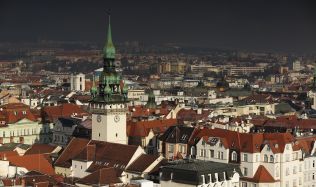 Brno podpoří podnikatele i kulturní akce zasažené koronavirem Brno podpoří podnikatele i kulturní akce zasažené koronavirem