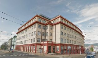 Budova Skloexportu v Liberci jde znovu do aukce