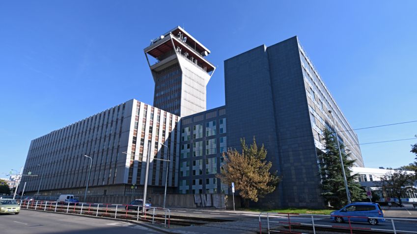 Budovu bývalého Telecomu přestaví podle návrhu Evy Jiřičné