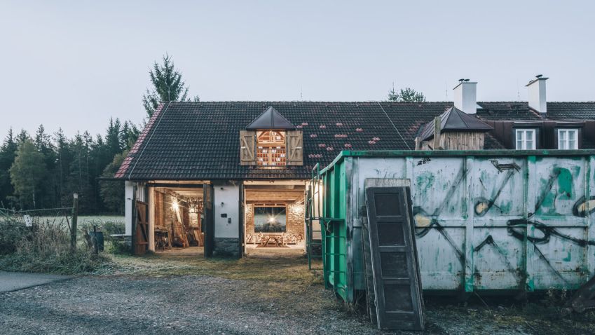 Bývalá kovárna v Pošumaví se proměnila na stylové místo k posezení