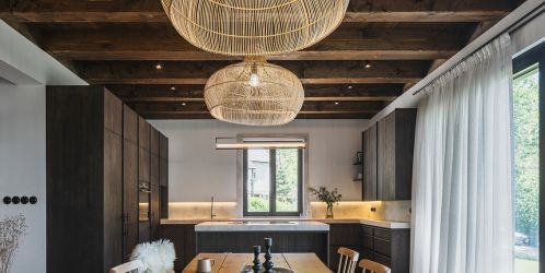 Chalupa v Jizerských horách propojuje tradici s moderním pojetím