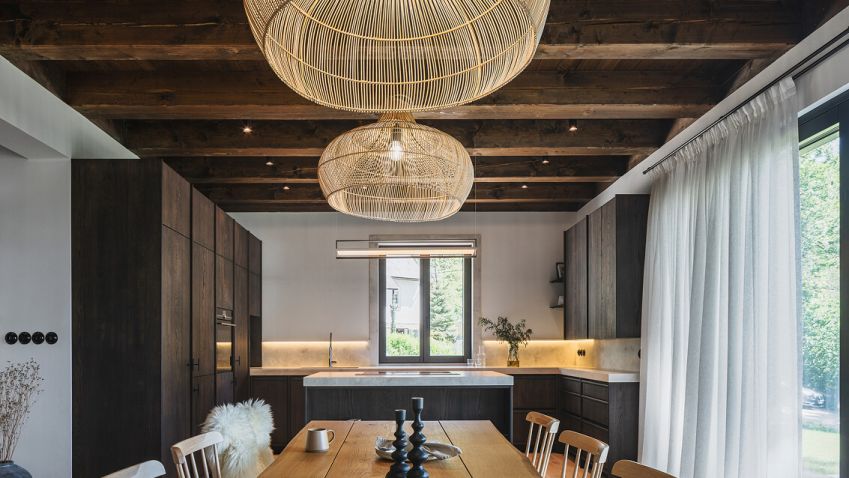 Chalupa v Jizerských horách propojuje tradici s moderním pojetím