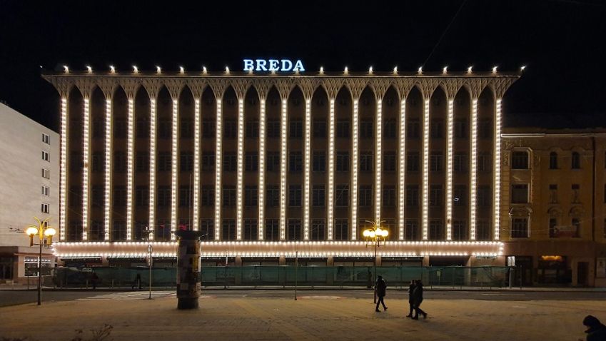 Chátrající obchodní dům Breda v Opavě čeká další fáze rekonstrukce