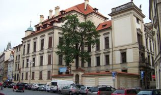 Clam-Gallasův palác: Výstavní síň antiky v srdci Prahy