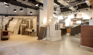 Design, trendy a zázemí pro architekty. Při volbě partnera pro výběr materiálů rozhoduje zkušenost a hledání nejlepších řešení