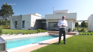 Díla architektů a designérů - Prosvětlený rodinný dům u Berouna s prvky kamene od společnosti Build & Build