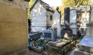 Dušičky v architektuře: Jak dnes vznikají pietní místa s respektem a citem Dušičky v architektuře: Jak dnes vznikají pietní místa s respektem a citem