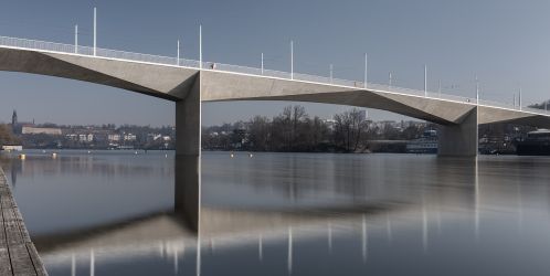 Dvorecký most se otevírá. Nová pražská spojnice přináší architekturu inspirovanou kubismem
