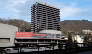 Hotel Thermal v neděli otevře první zrekonstruované pokoje. Připomeňte si jeho historii