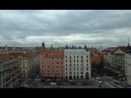 Pohled na panorama z terasy restaurace Zlatá Praha v hotelu InterContinental.