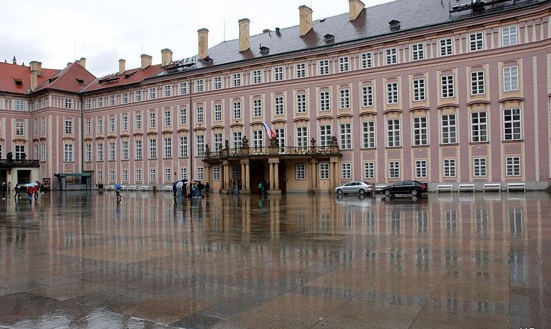 150 let od narození Jožeho Plečnika. Podívejte se na jeho úpravy Pražského hradu v seriálu Skryté poklady architektury
