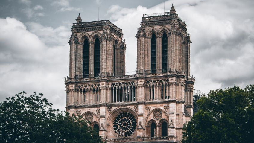 Katedrála Notre-Dame se otevře v roce 2024
