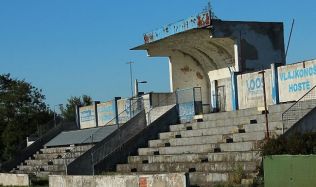 Letní stadion v Pardubicích bude hotový na začátku roku 2023