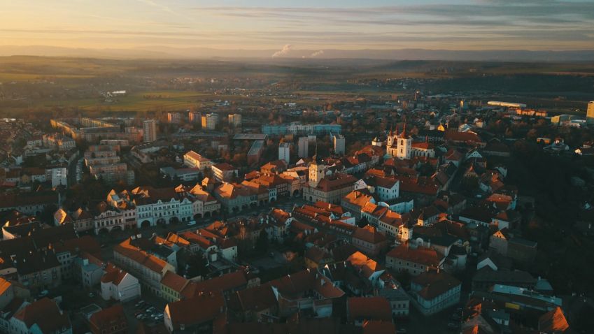 Město Žatec má jedinečného průvodce po místní architektuře