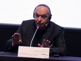 zdroj Reuters Popisek: Autor budovy, architekt Jean Nouvel