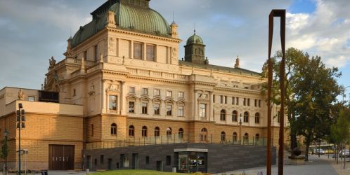 Novorenesanční Velké divadlo v Plzni slaví 120 let od svého otevření