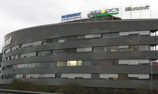 PASSERINVEST GROUP je třetí nejobdivovanější firmou v České republice PASSERINVEST GROUP je třetí nejobdivovanější firmou v České republice