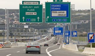 Posun trasy pražského okruhu: Změny územních plánů a větší zabírání půdy