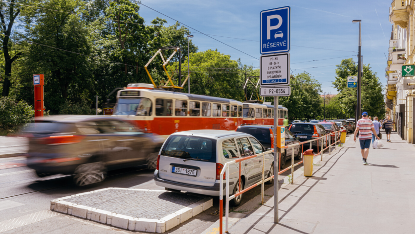 Praha bude mít manuál, který dá dopravnímu značení kultivovanou podobu