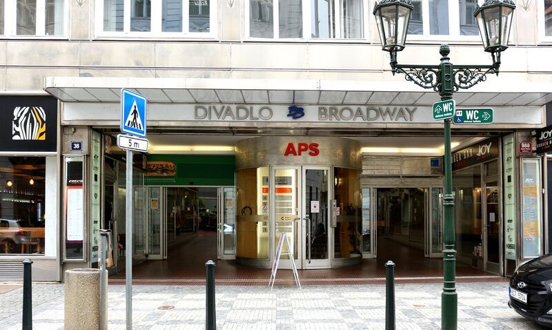 Pražský Palác Broadway se opět nepodařilo vydražit