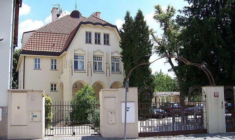 Reprezentativní Ottova vila na Zbraslavi
