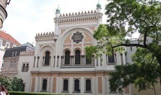 Španělská synagoga v Praze byla zasvěcena před sto padesáti lety