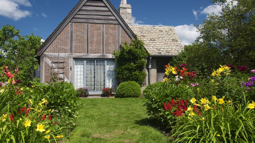 Udržitelné trendy v zahradní architektuře současnosti