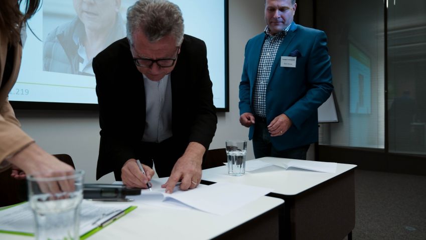 Udržitelnost budov začíná u architektů. Memorandum ČKA a CZGBC si klade za cíl prohlubovat jejich znalosti o šetrném stavění Udržitelnost budov začíná u architektů. Memorandum ČKA a CZGBC si klade za cíl prohlubovat jejich znalosti o šetrném stavění