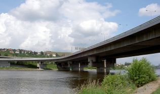 Praha zúží počet uchazečů o výstavbu Dvoreckého mostu