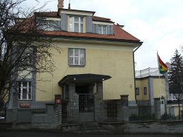 zdroj Wikimedia commons/ Krokodyl Popisek: Vila Kraus v Bubenči