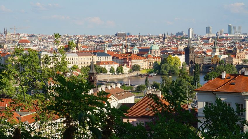 Vláda přijala nařízení o zvýšení dávek na bydlení