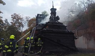 Vyhořelý kostel sv. archanděla Michaela v zahradě Kinských se brzy dočká obnovy