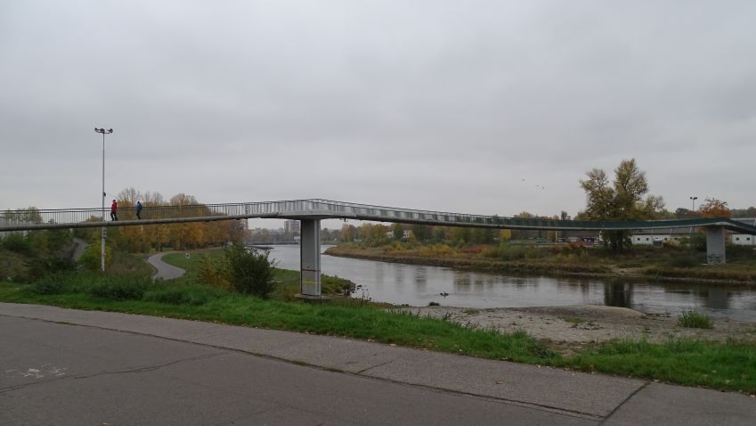 Zastupitelé Prahy jednají o stavbě provizorní lávky v Troji. Konečná má být postavena za rok