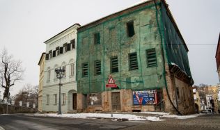 TV Architect v regionech - Zdevastovaná památka na náměstí ve Frýdku-Místku se zřejmě dočká opravy