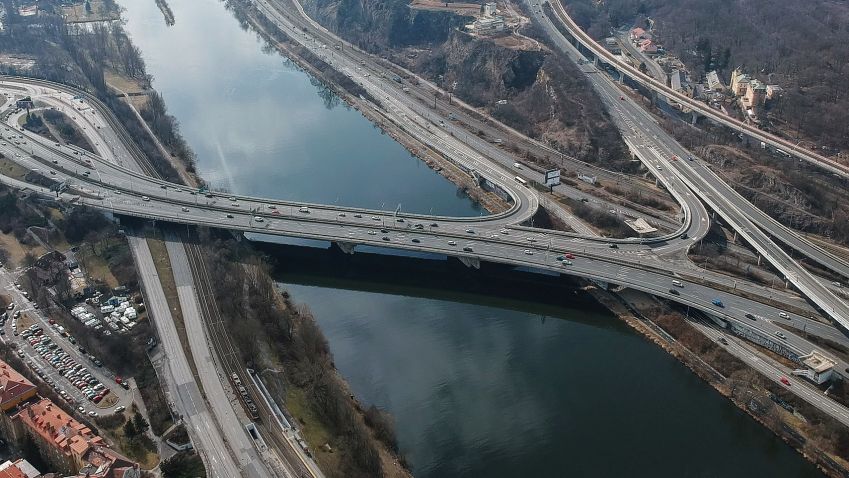 Zprovoznění Radlické radiály je špatně, způsobí to dopravní komplikace